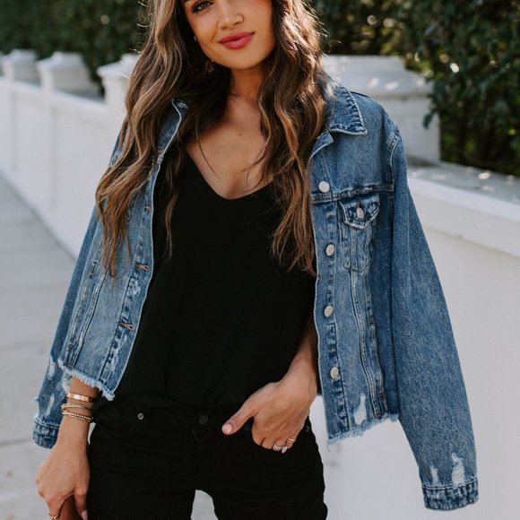 PRICE DROP 🔥HP! Leah Classic Denim Jacket with Raw Hem - Picture 9 of 11
